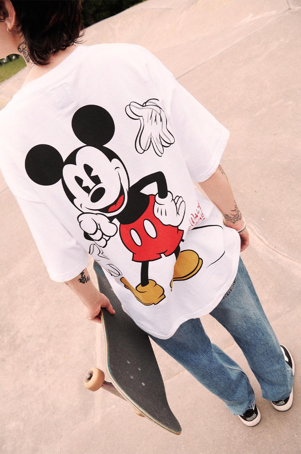 Nuestra ropa y accesorios de skate en Mickey Mouse de Disney | Primark