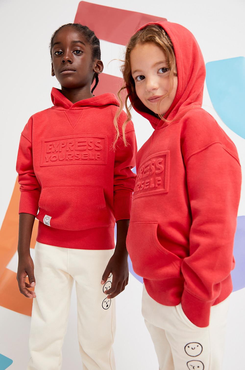 Sudaderas con capucha rojas