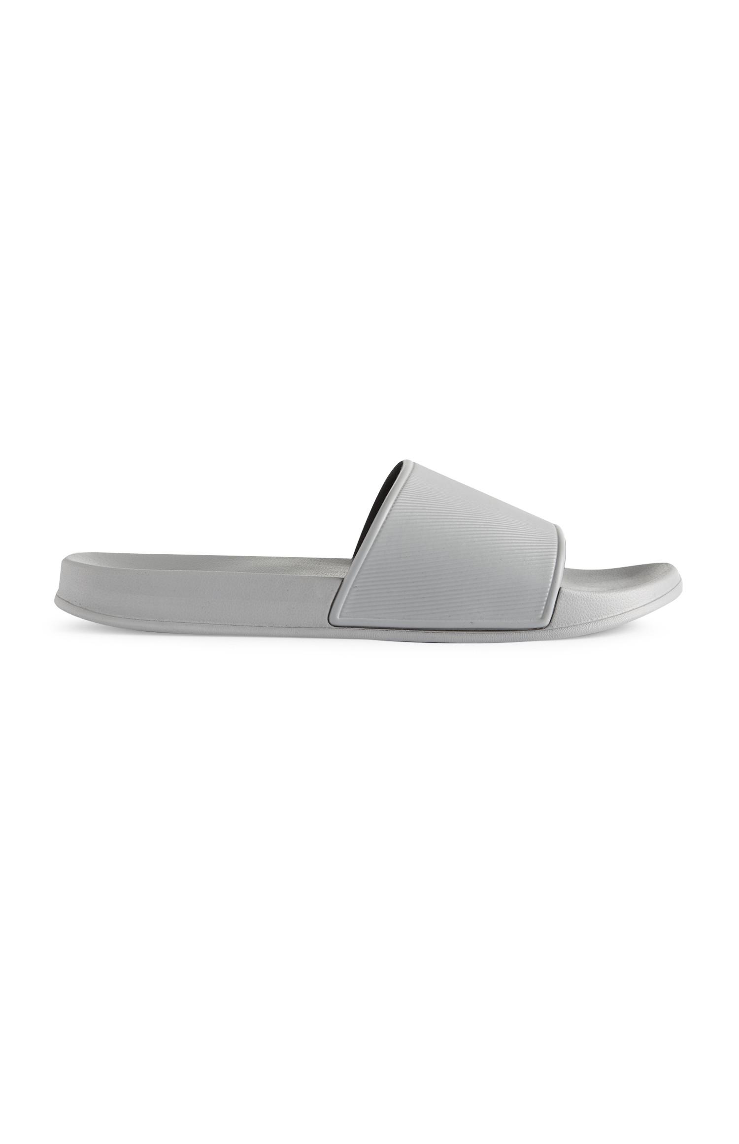 primark flip flops mens