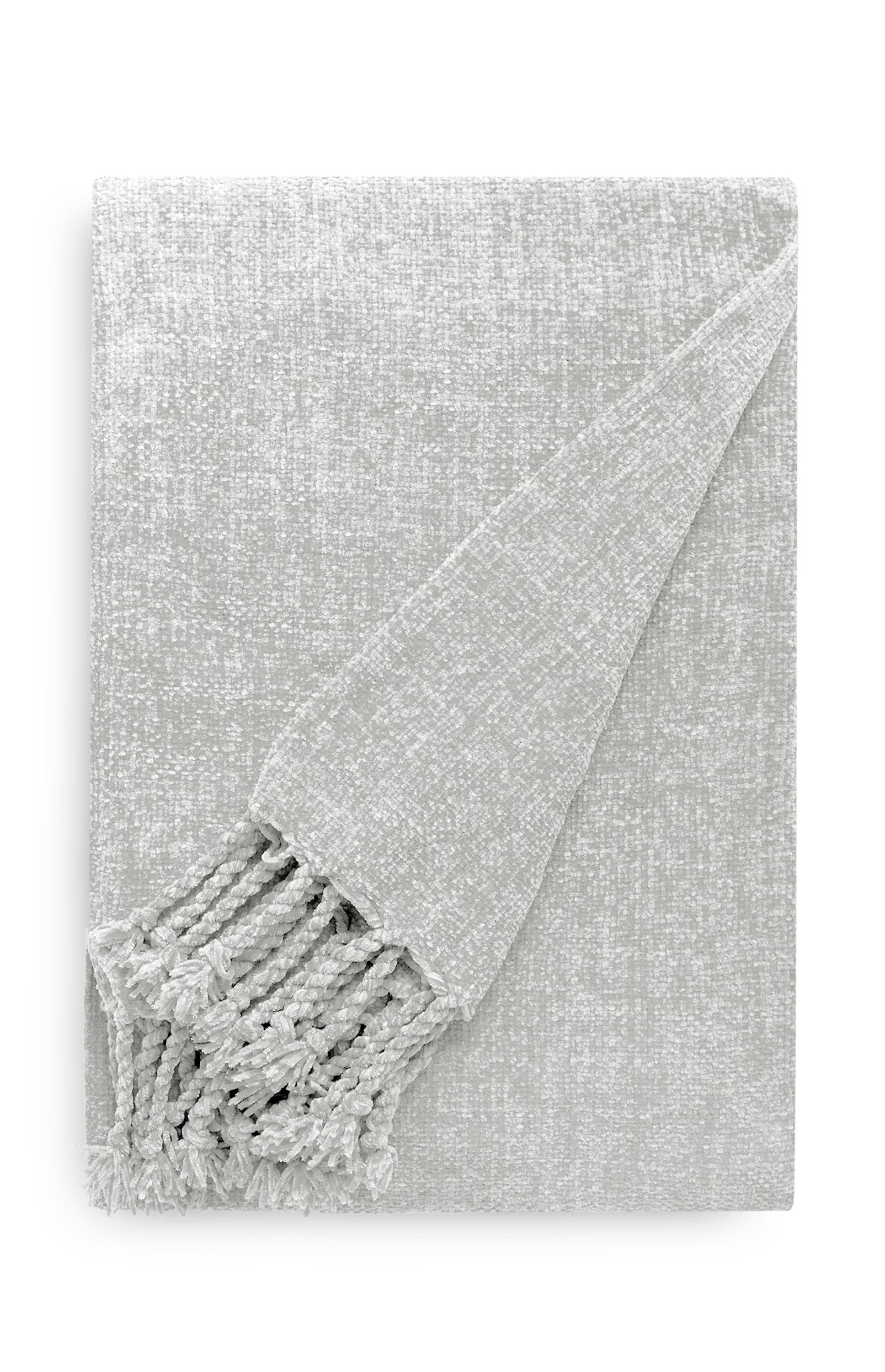 Light Gray Chenille Tassel Throw Throws All Homeware