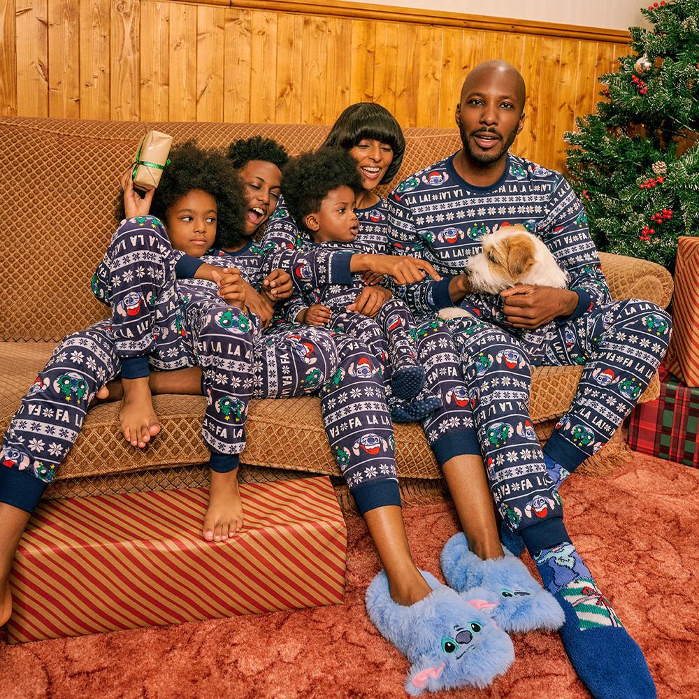 Pyjamas de Noël assortis à prix doux pour toute la famille 2023