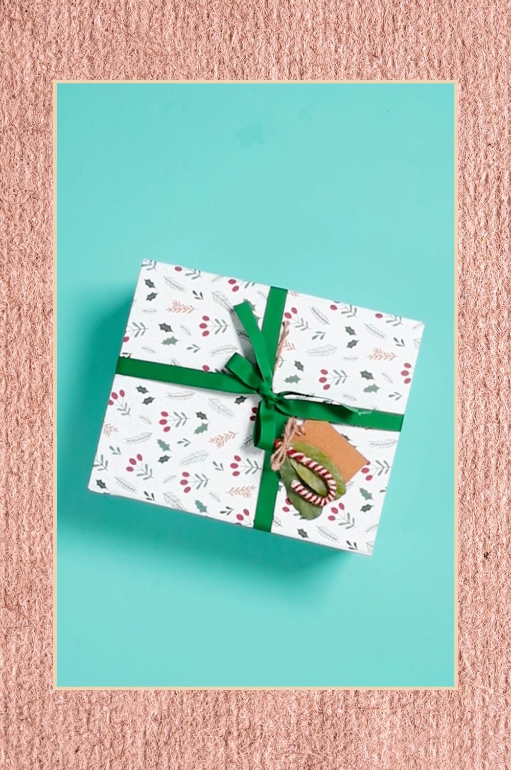Christmas Gift Wrapping Guide and Tips | Primark