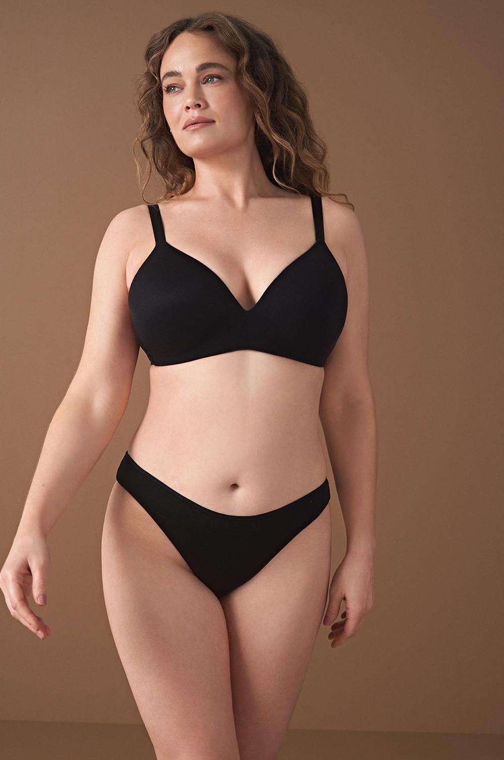 Triumph 38B on tag Sister Sizes: 36C, 40A Push-up, Underwire Multi-way