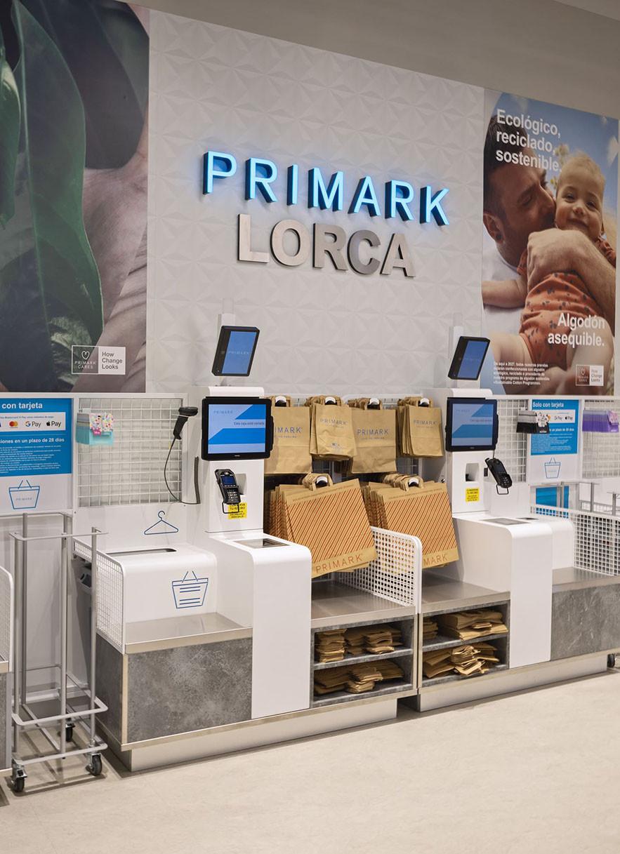 Primark celebrates 60 stores in Spain with opening of Lorca store