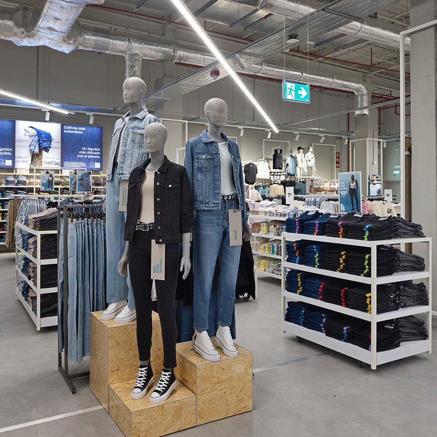 Una tienda más amplia y renovada de Primark en Parquesur abrirá en sólo una semana