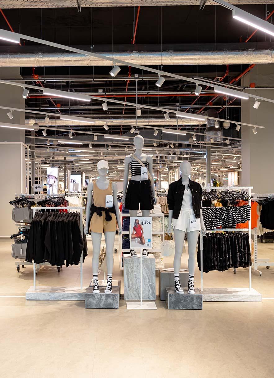 Loja Primark do Colombo abre ao publico totalmente renovada e ainda maior