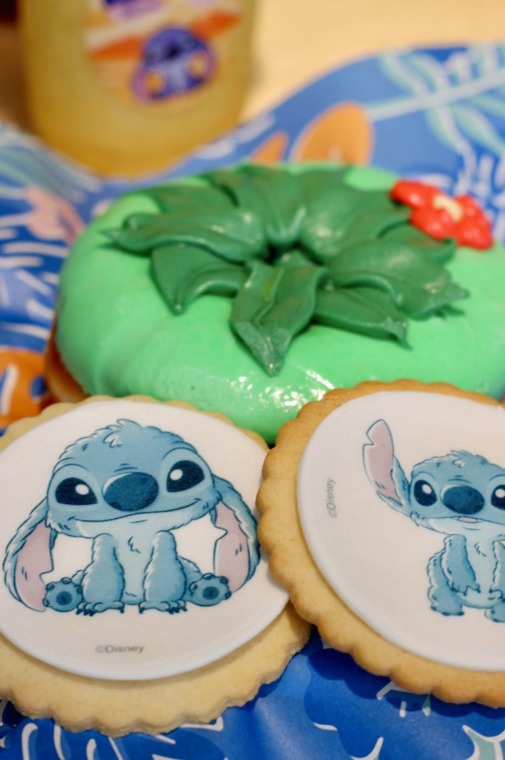 Biscuits from the Stitch café with Stitch themed napkins and plates