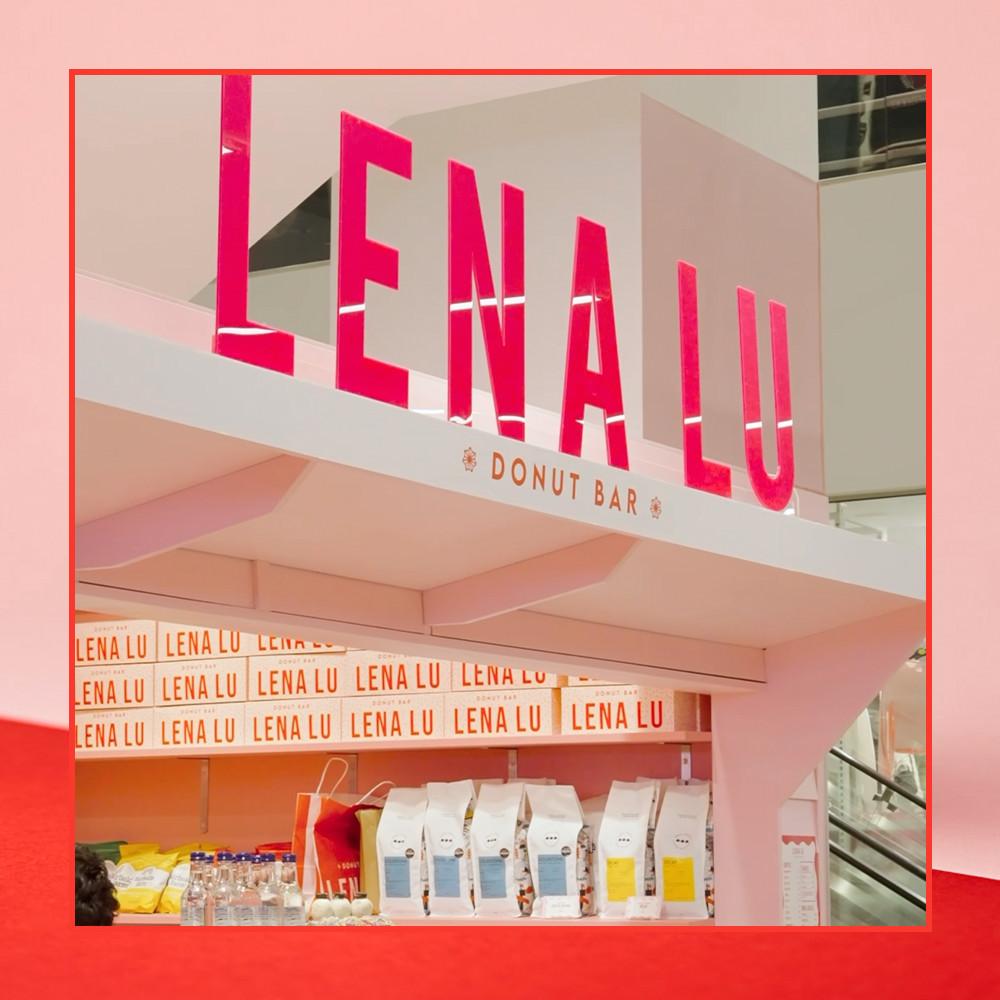Lena Lu X Hello Kitty and Friends cafés