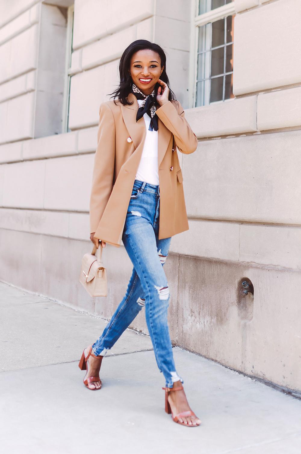 Classic Skinny Jeans &amp; A Blazer