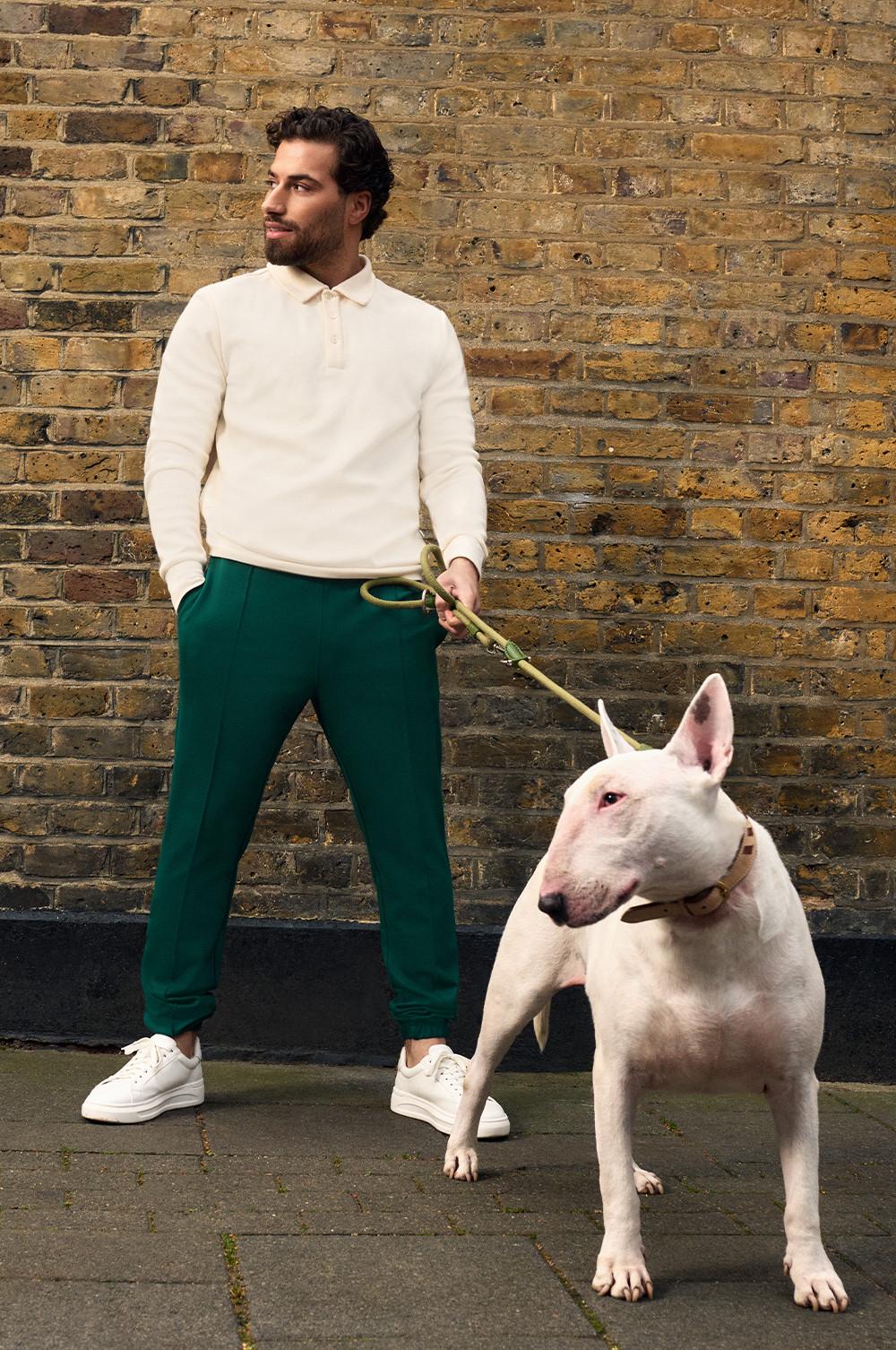 Kem Langarm-Poloshirt, grüne Kem Bundfalten-Jogginghose