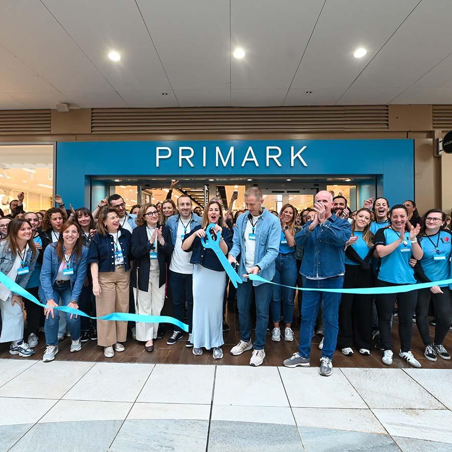 Primark da la bienvenida a sus clientes en su tienda renovada del centro comercial de Bonaire