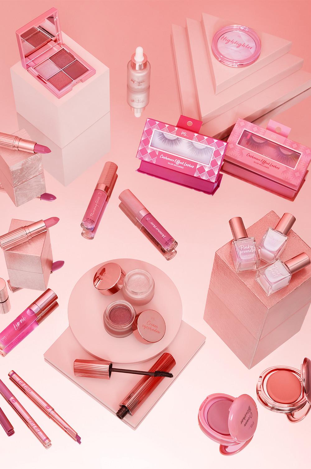 Pink Makeup & Accessories