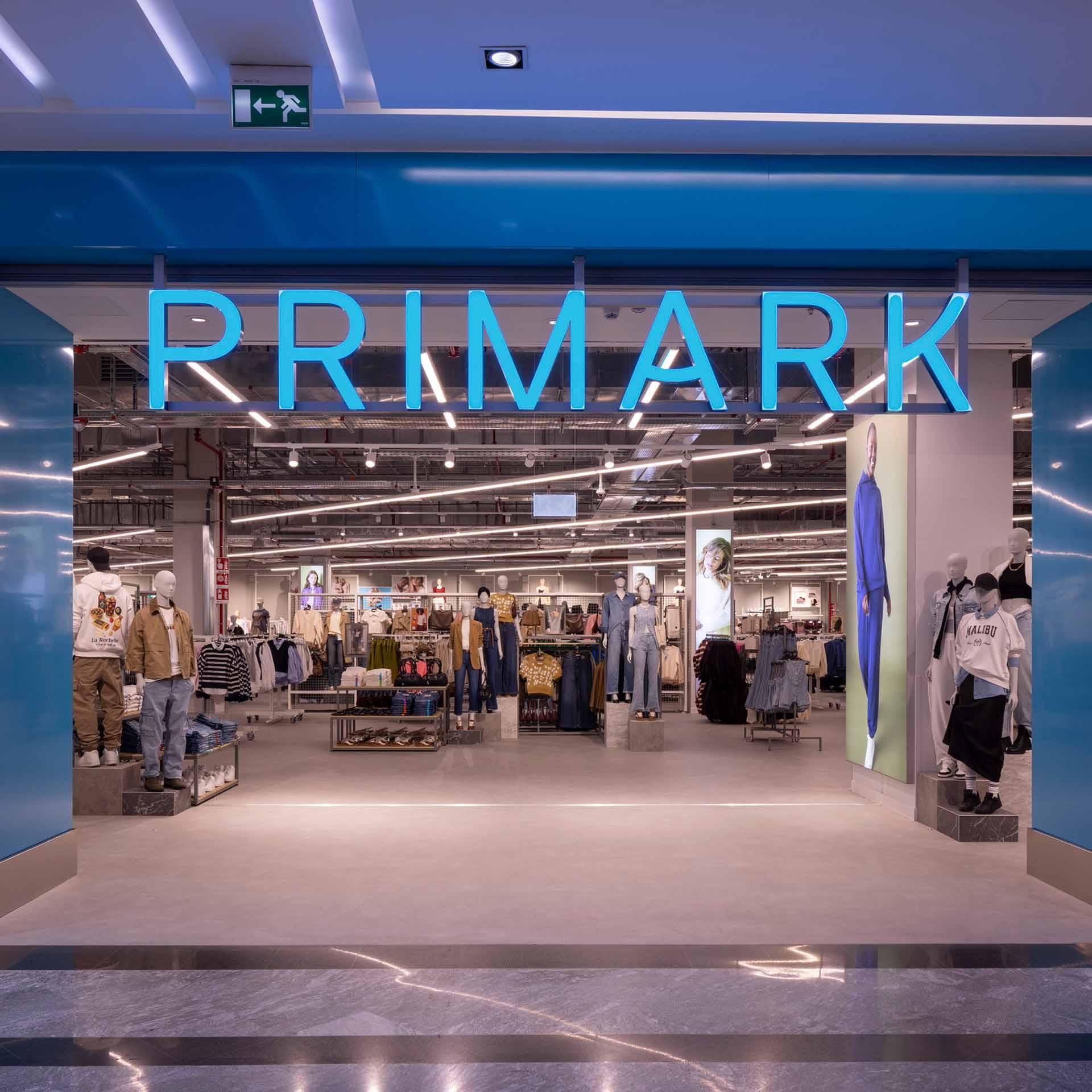 Primark apre un nuovo negozio presso il centro commerciale Metropolis a Rende