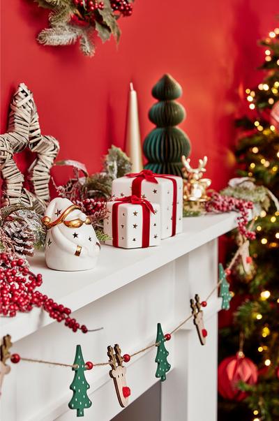 Artigos tradicionais de Natal para a casa e decoração festiva | Primark  Portugal