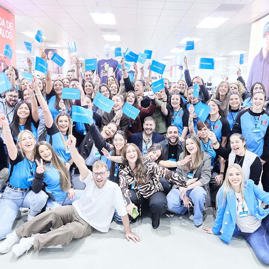 Primark Huelva recibe a los clientes en su tienda renovada