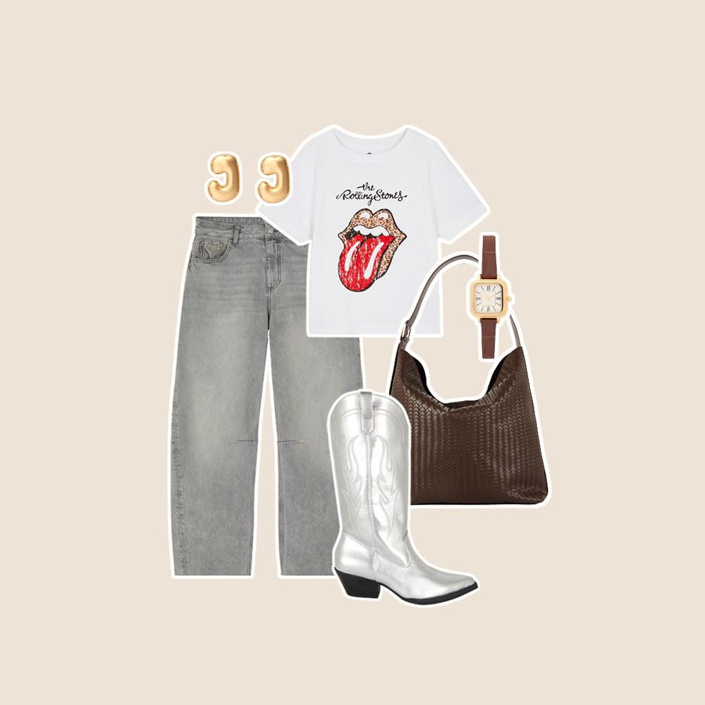 T-shirt blanc The Rolling Stones, jean gris, bottes de cow-boy argentées, sac à main marron, montre et boucles d'oreille dorées.