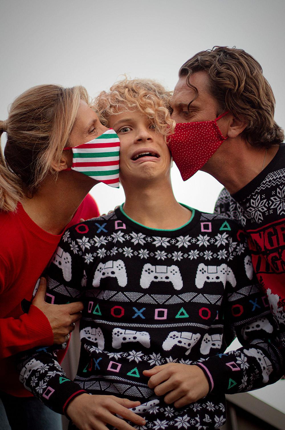 Primark light outlet up christmas jumper