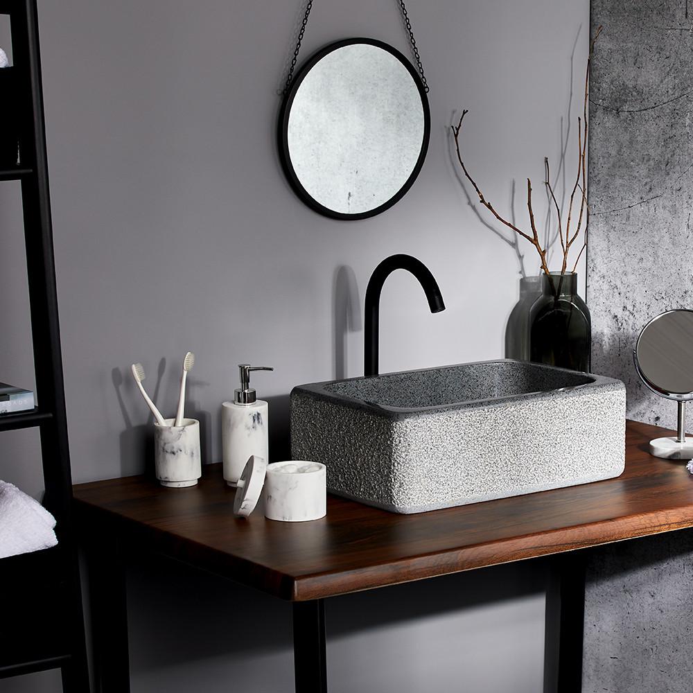 Calming bathroom image with bathroom accessories