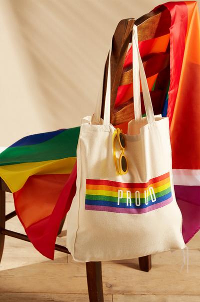 Saco Proud da Primark