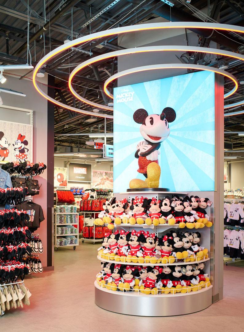 Primark, the international fashion retailer, has opened the doors to its 450th store in Orlando