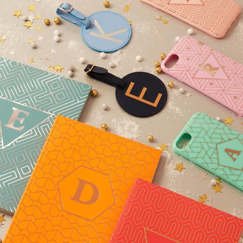 Bloco de notas e acessórios Primark personalizados com inicial