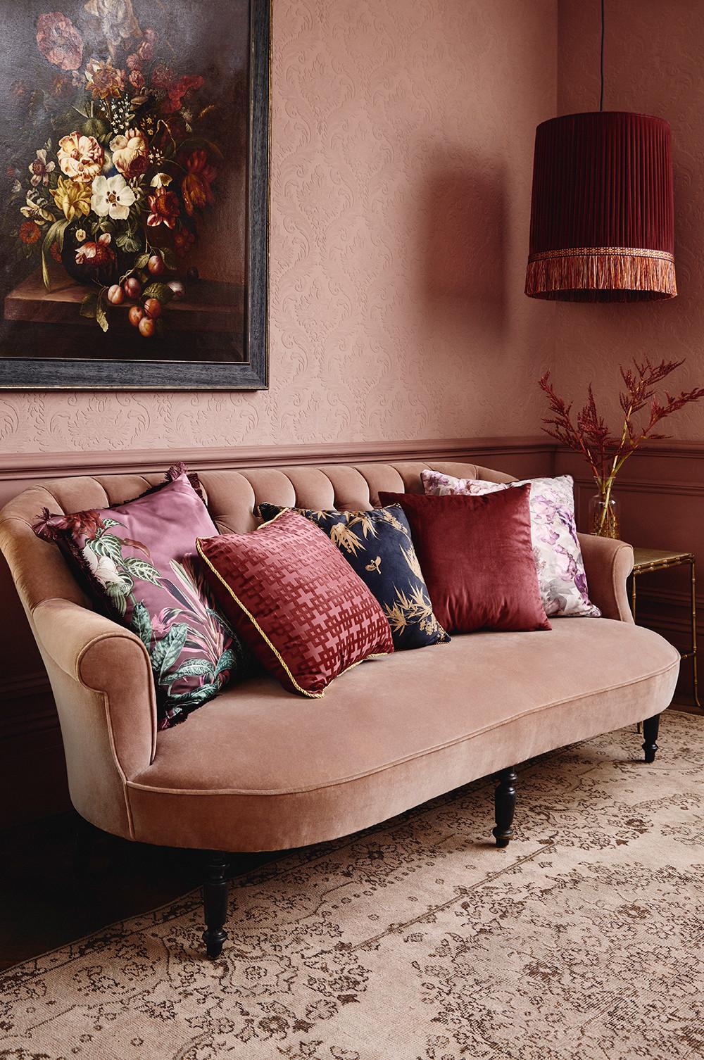 sofá rosa