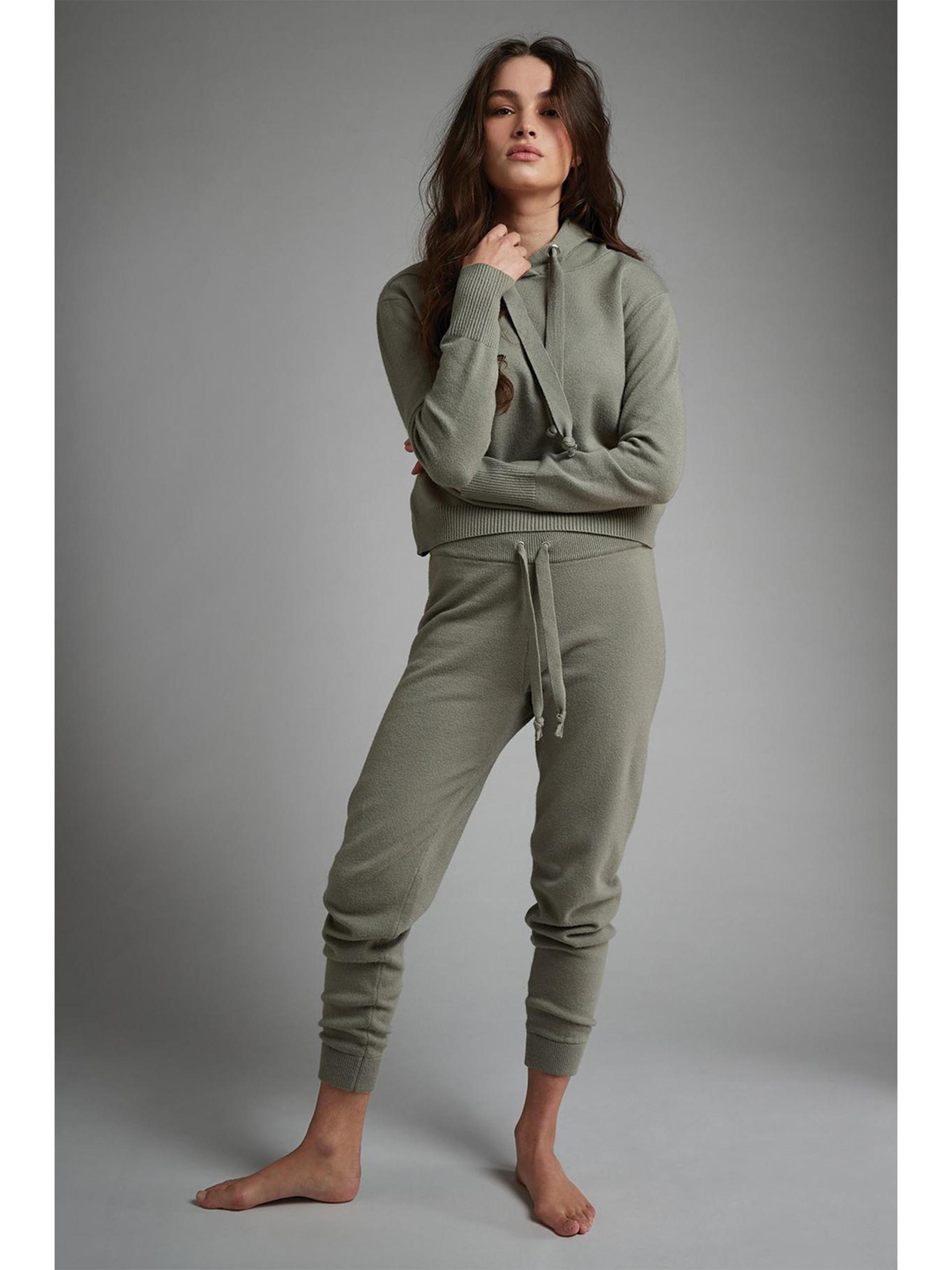 Chic Comfortable Loungewear Looks