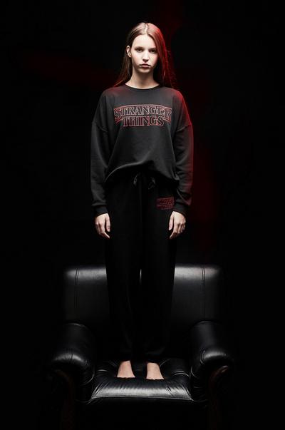 Primarks Stranger Things Nachtwasche Fur Damen Primark Deutschland