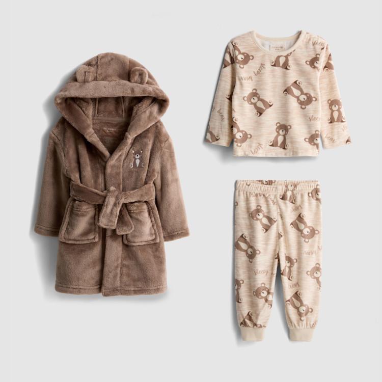 2 db pizsamaegyüttes