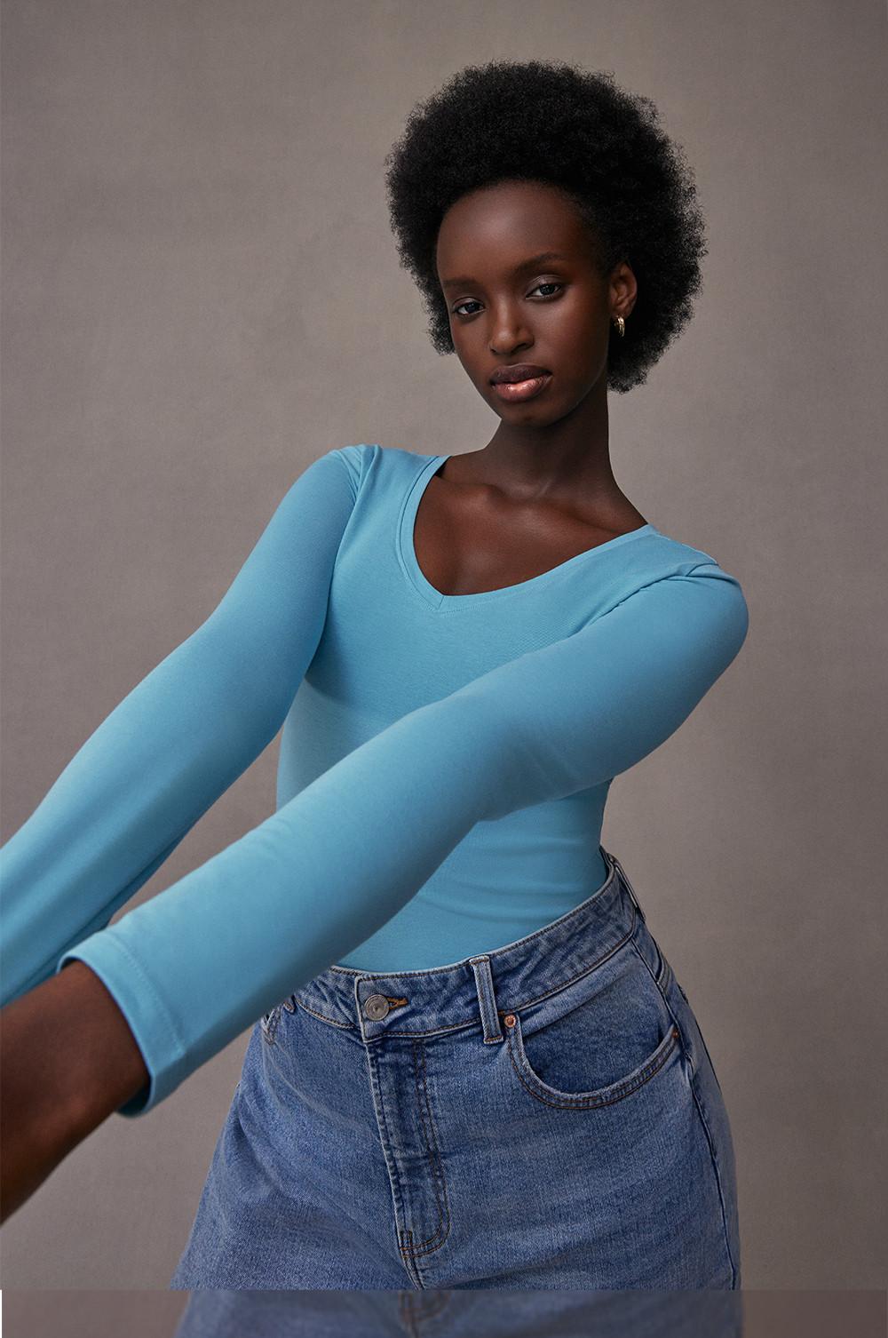 Blue long sleeved top