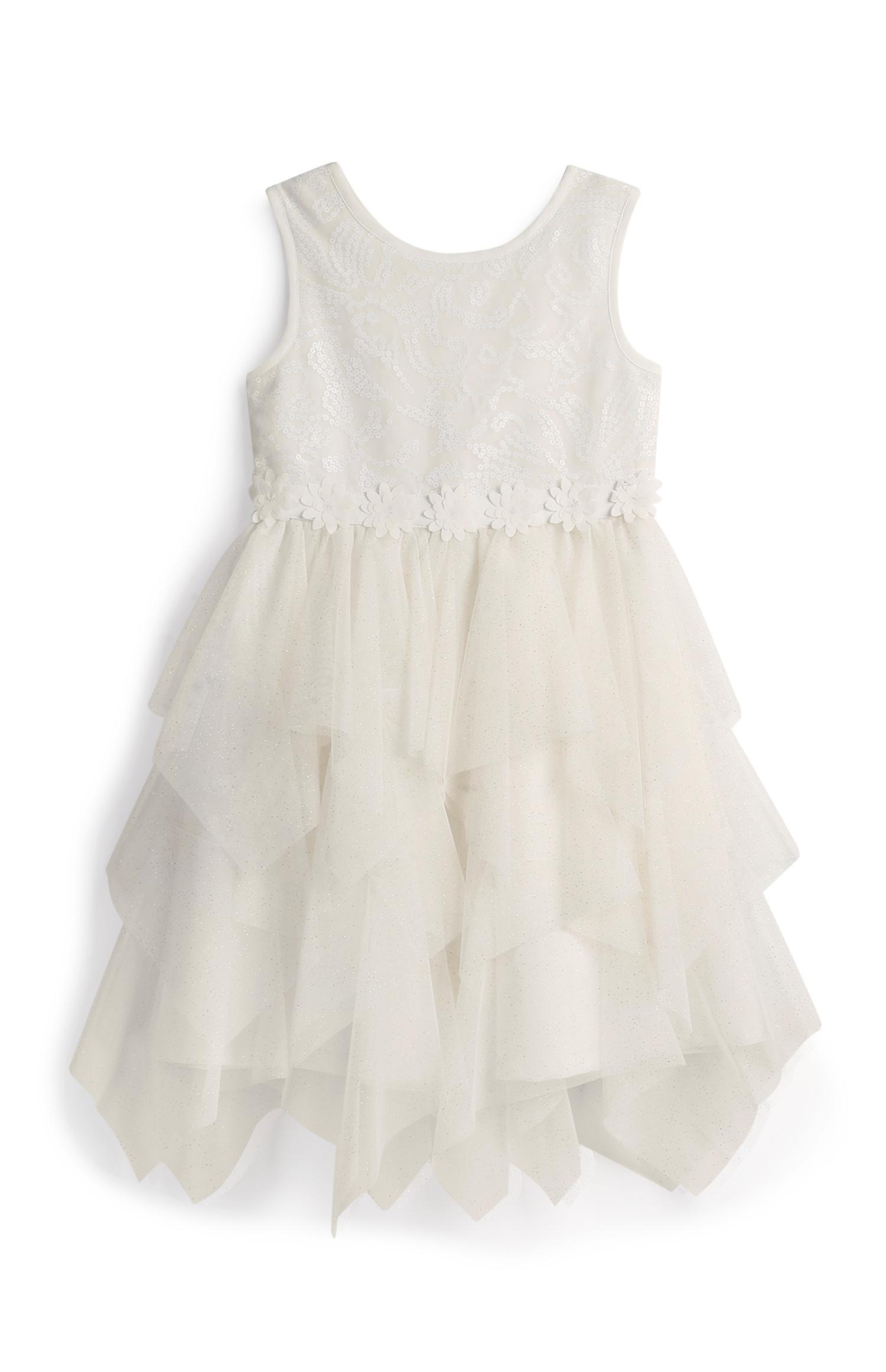 Vestido blanco con flores para niña pequeña