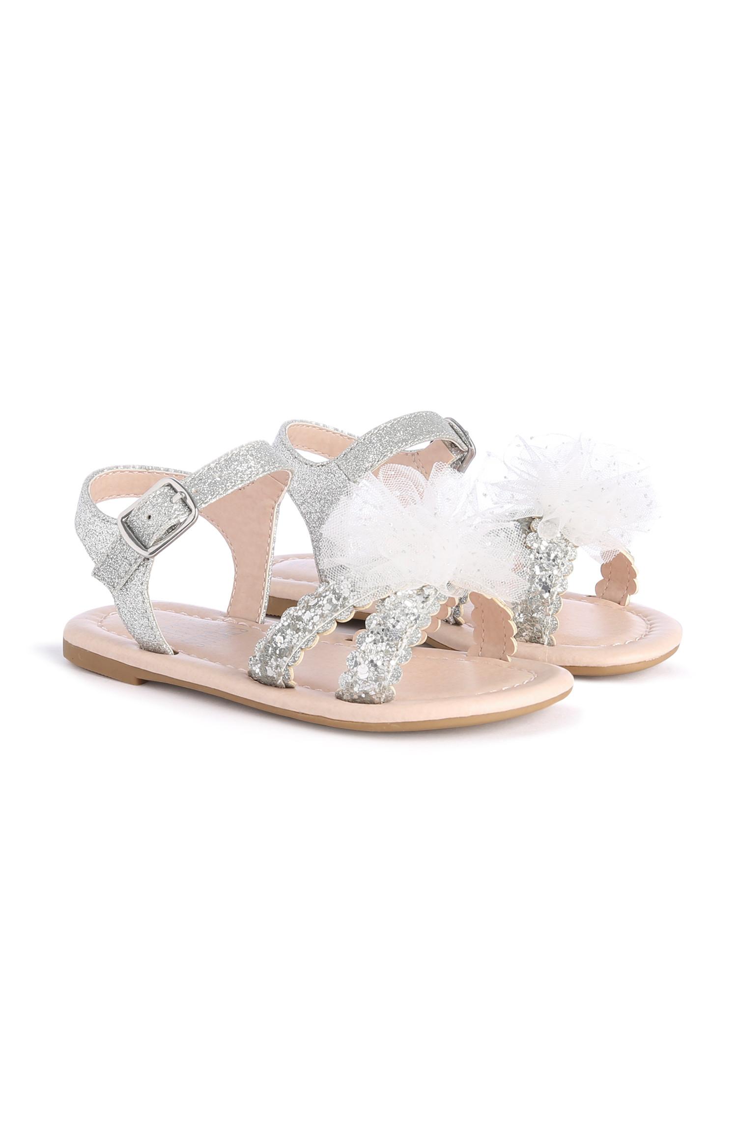 Sandalias plateadas para niña pequeña