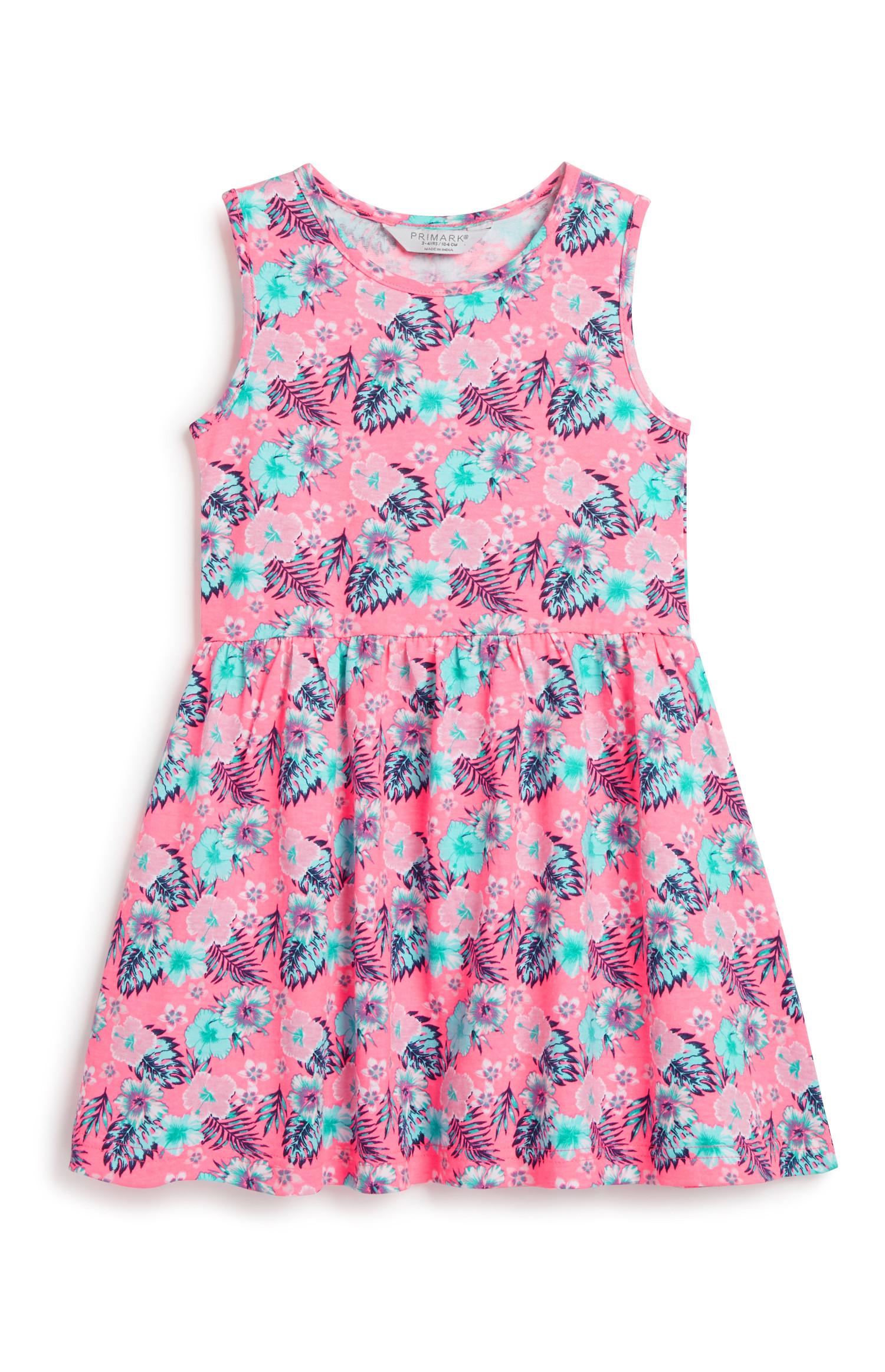 Obleka s cvetličnim vzorcem za mlajša dekleta