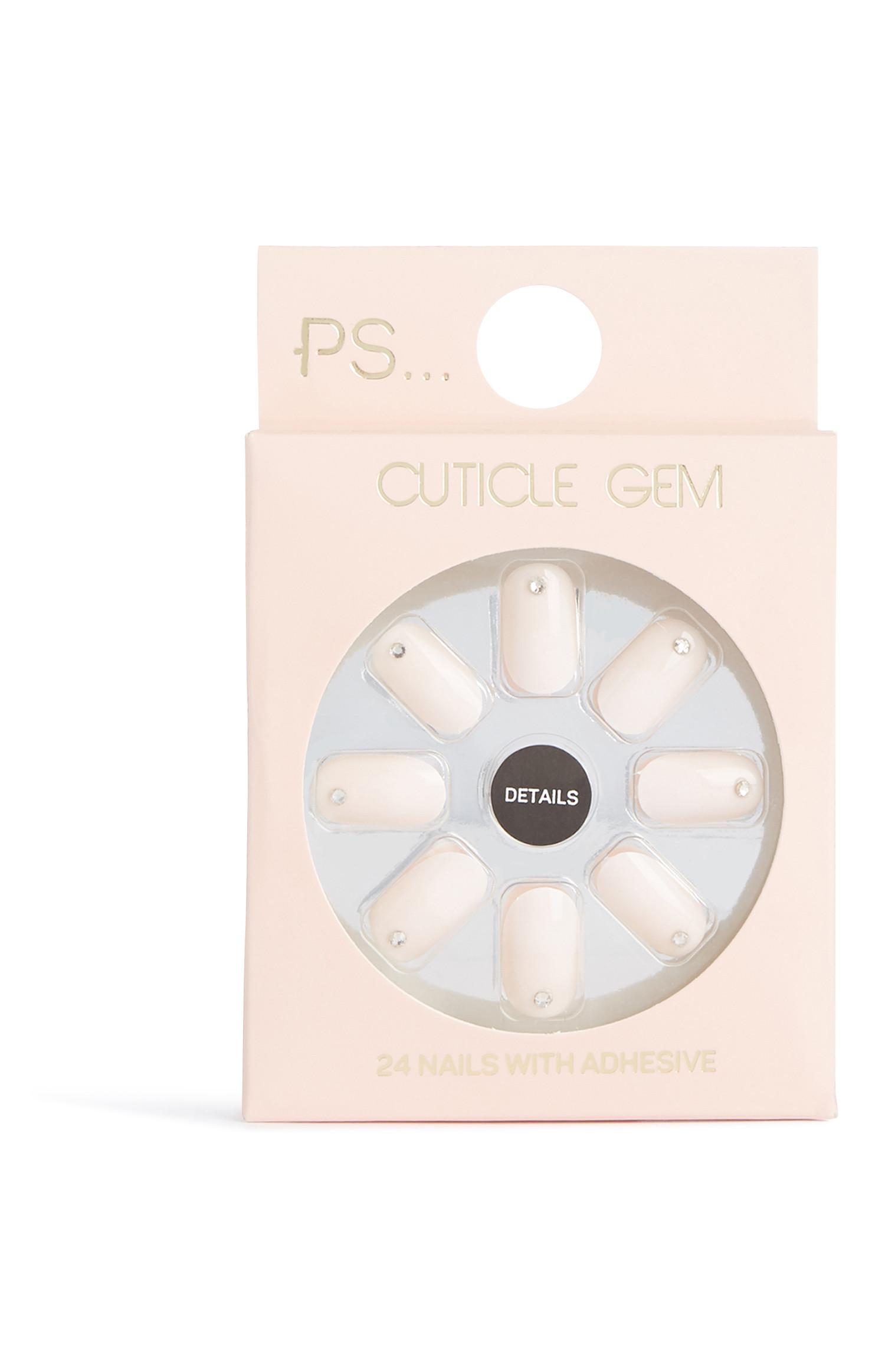 Umetni nohti mandljaste oblike