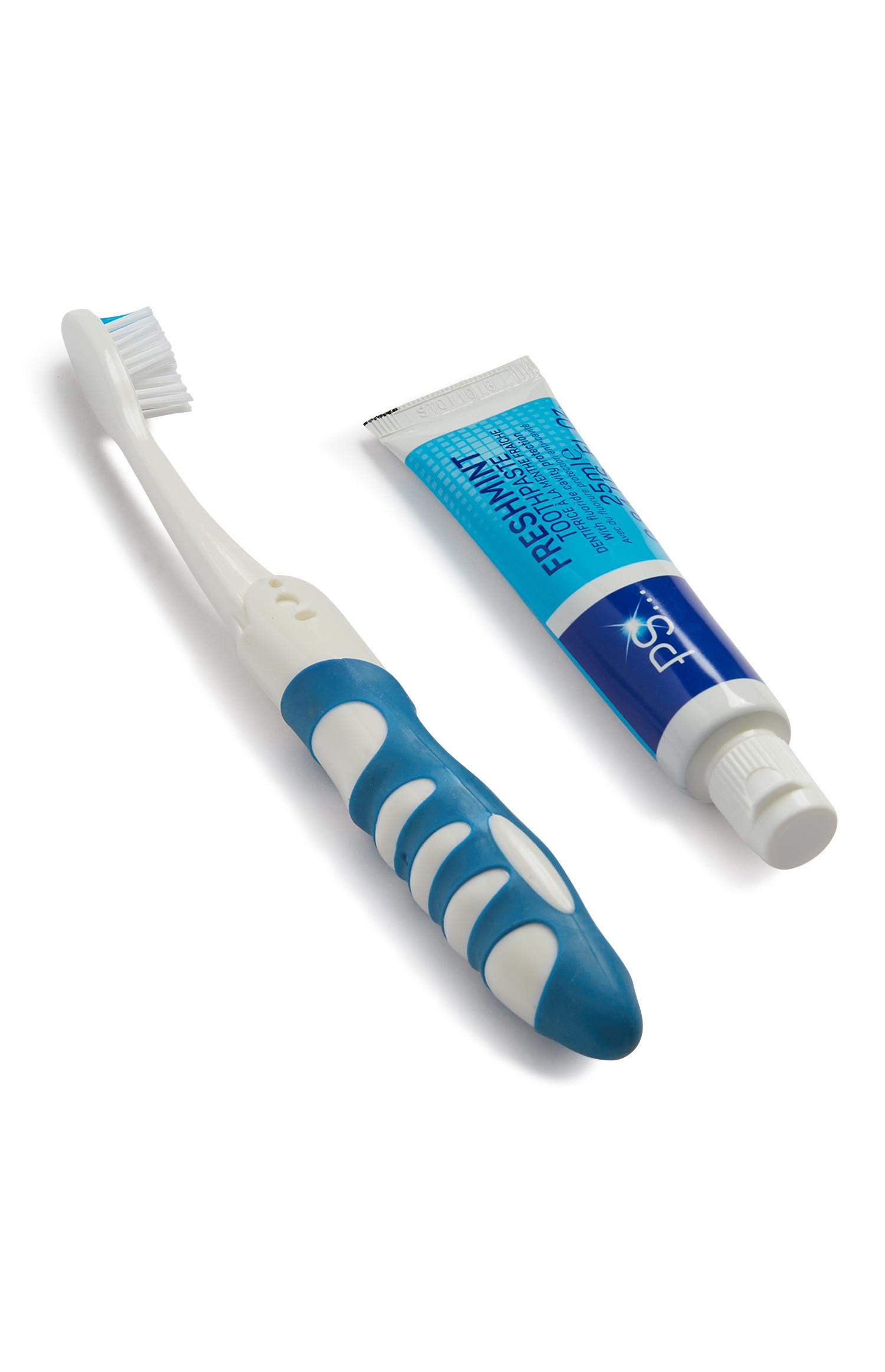 Komplet zobna krtačka in zobna pasta