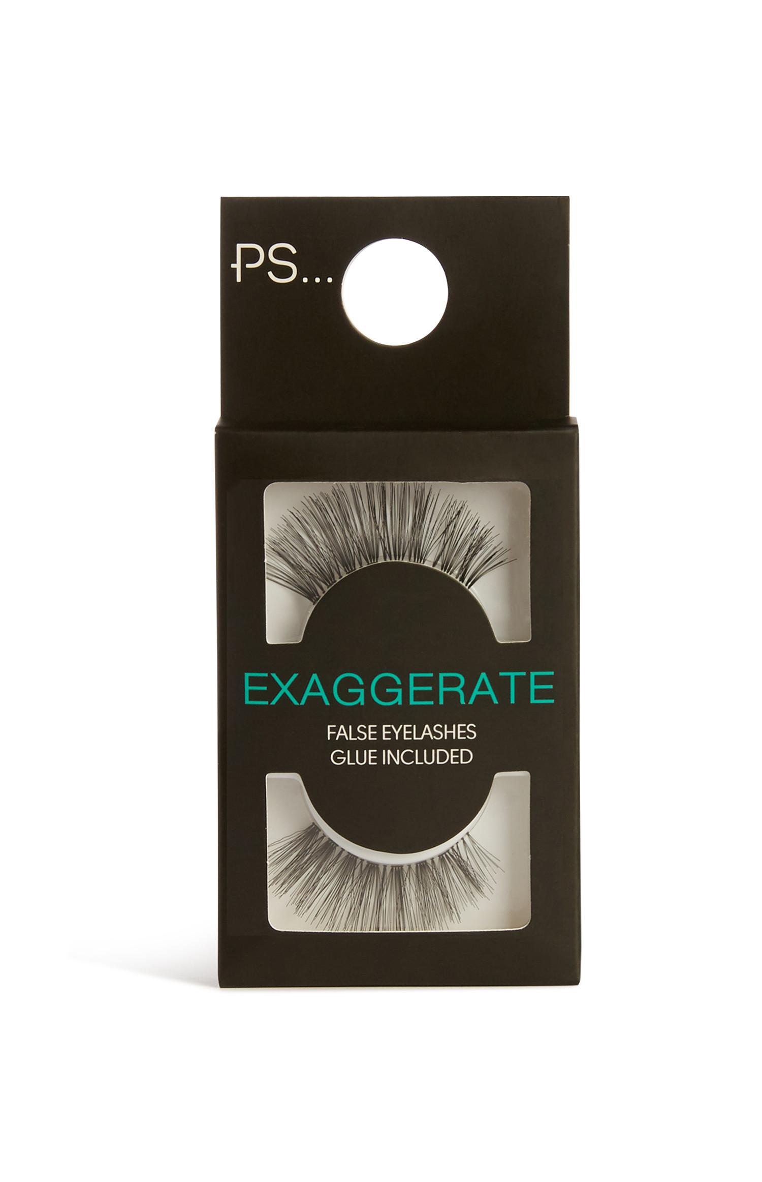 Pestañas postizas exageradas