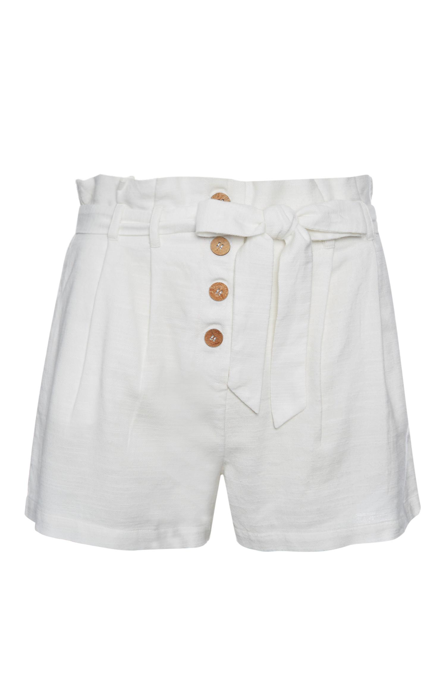 Calções linho folhos branco