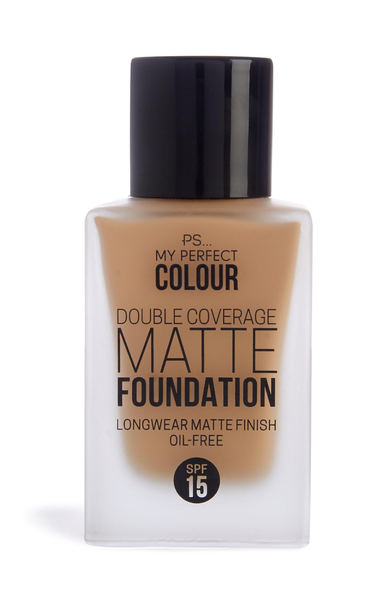 Base maquillaje color caramelo ultramate