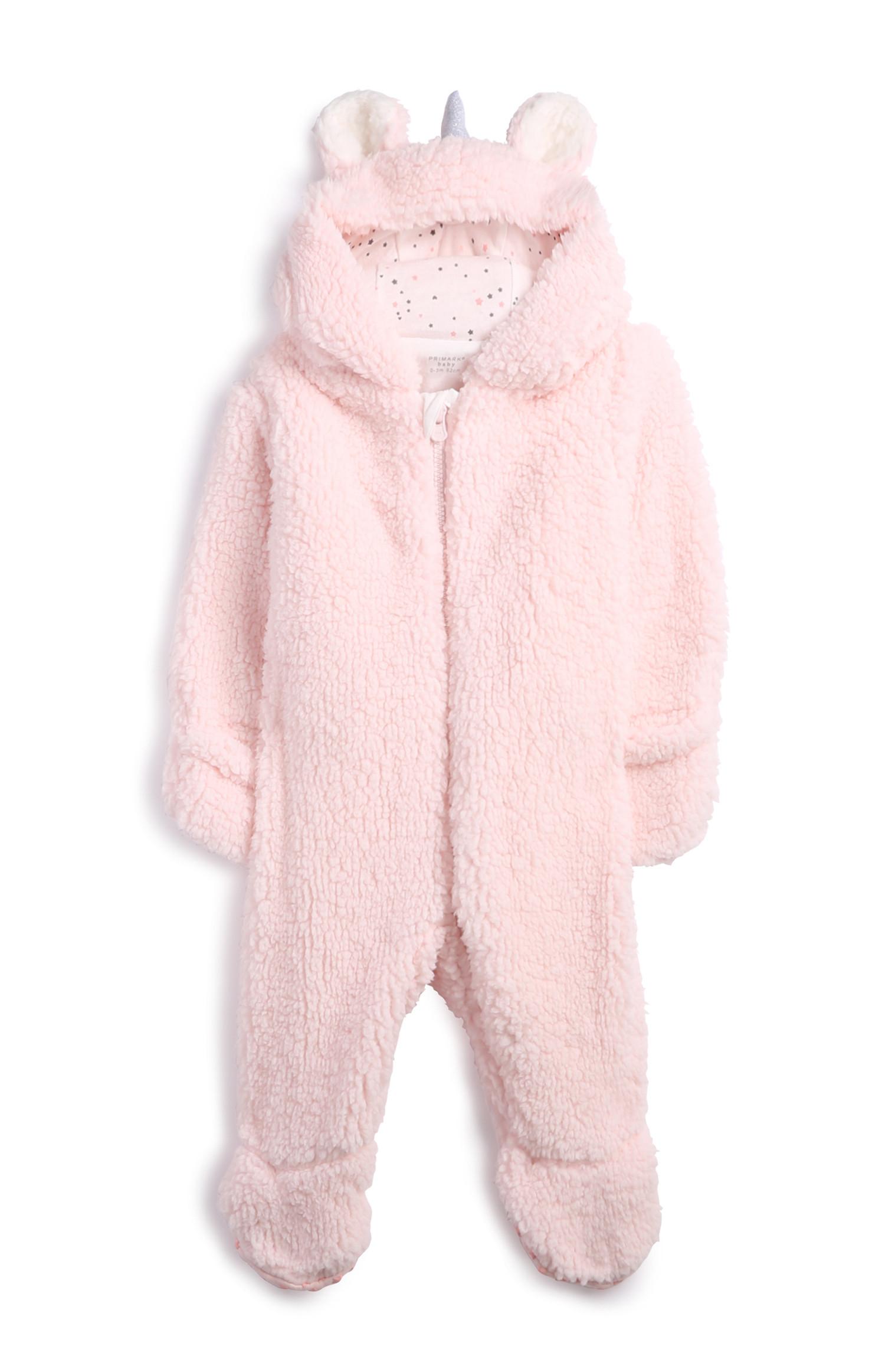 Mono rosa de unicornio para recién nacida