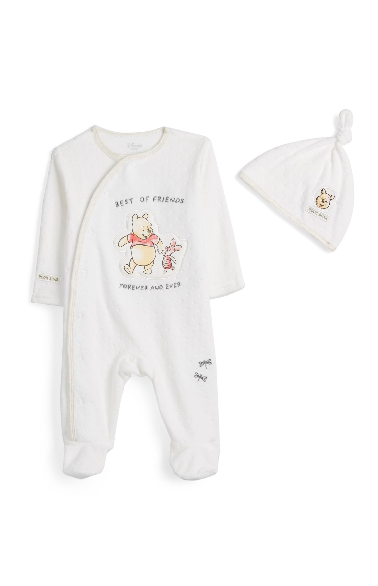 Gorro y mono de Winnie The Pooh para recién nacido