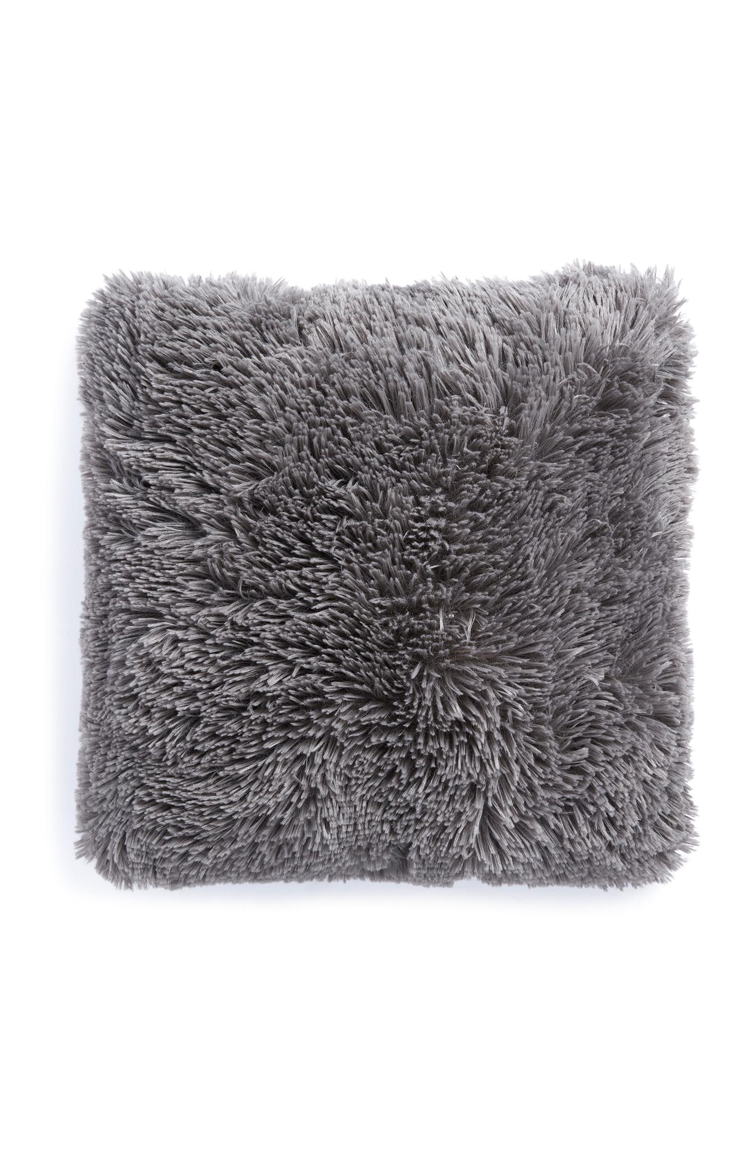 Cojín de pelo gris
