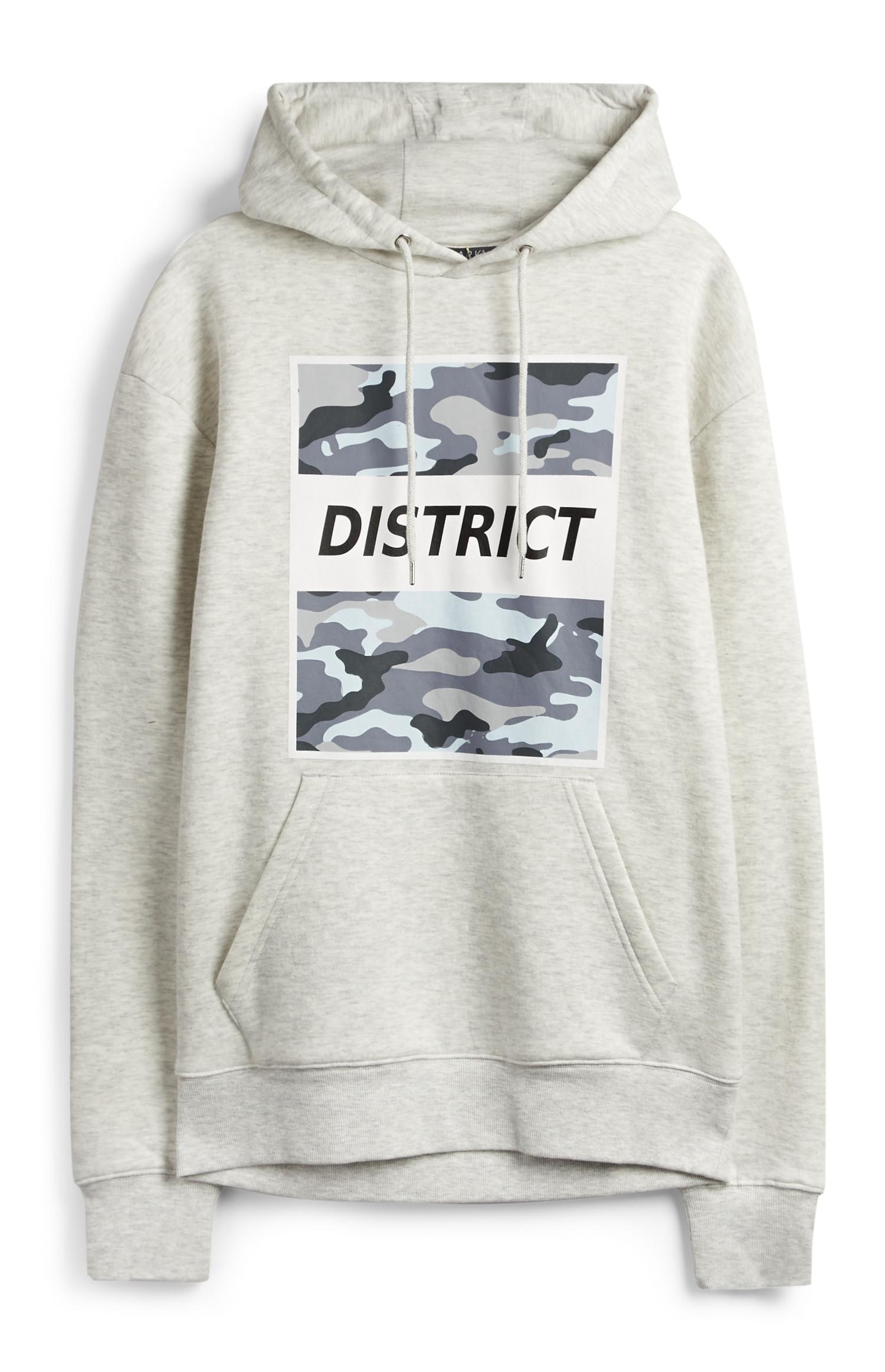 Sweat à capuche District à motif camouflage