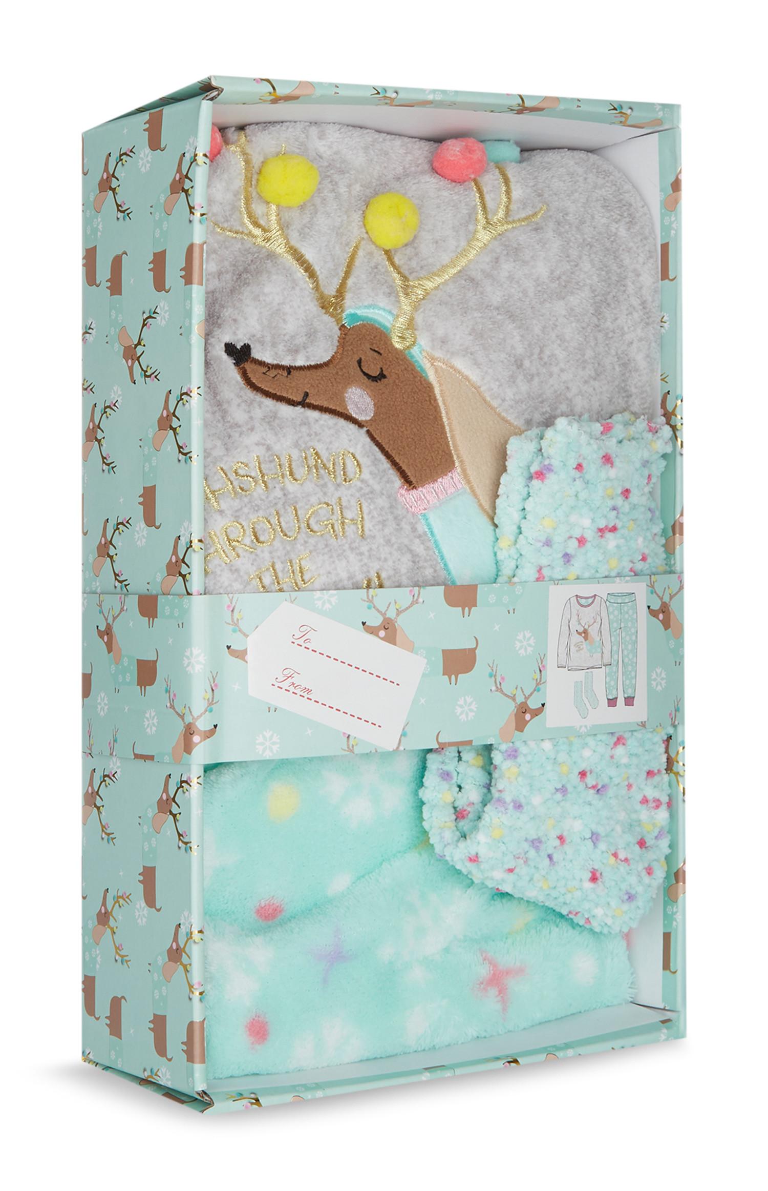 Caja de regalo con pijama de reno