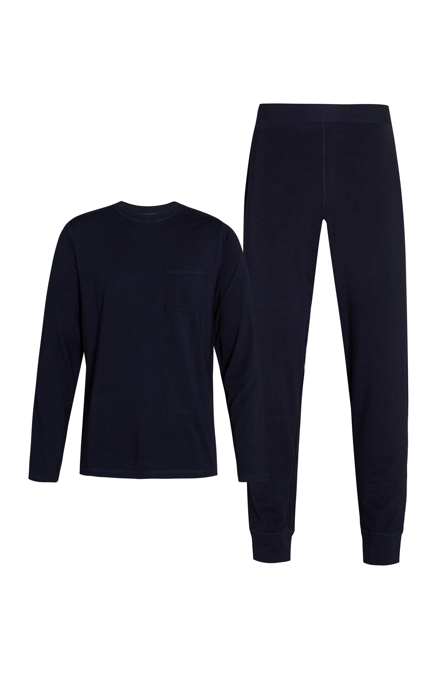 T-shirt e joggers neri