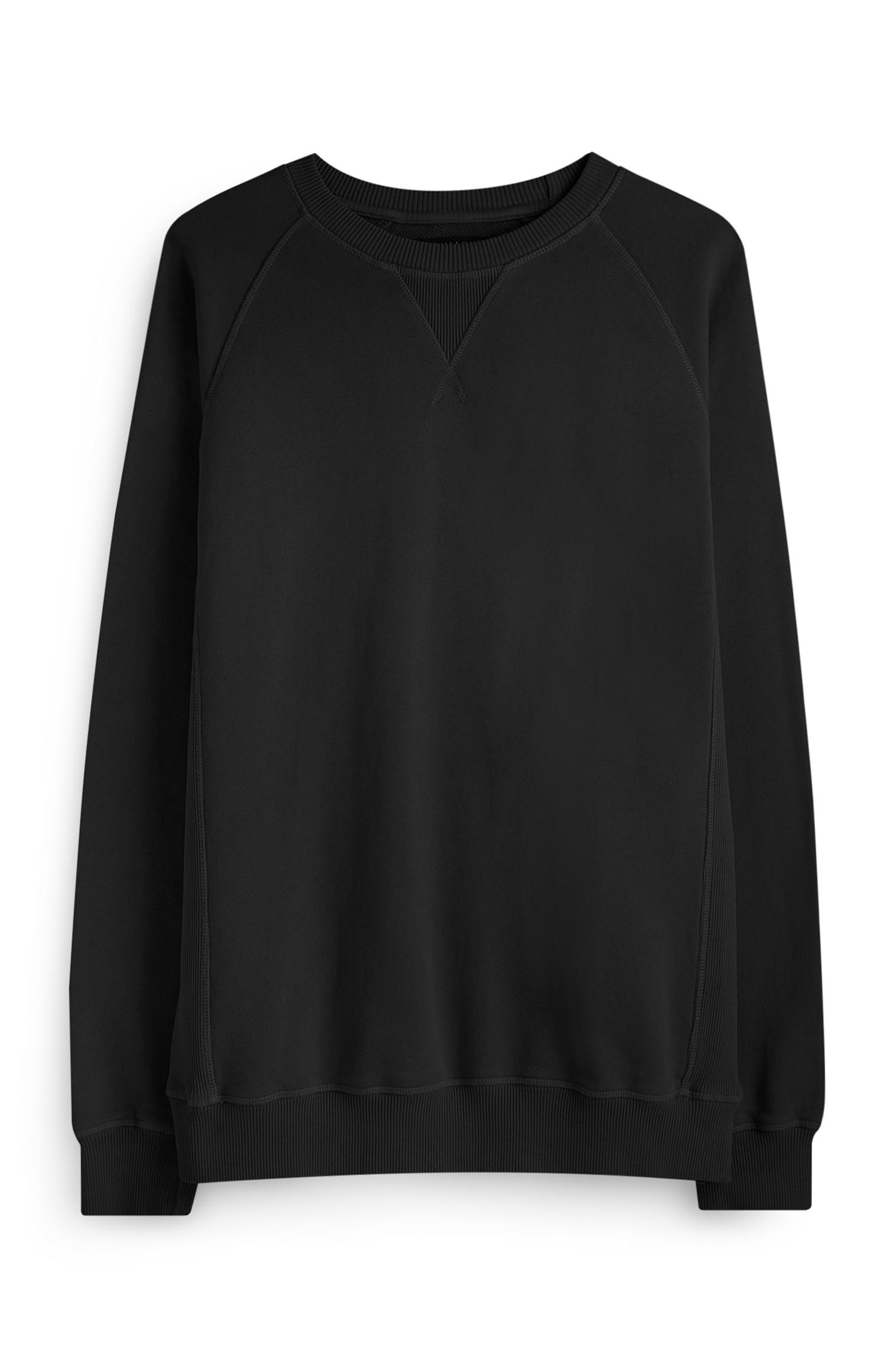 Črn pulover z okroglim ovratnikom