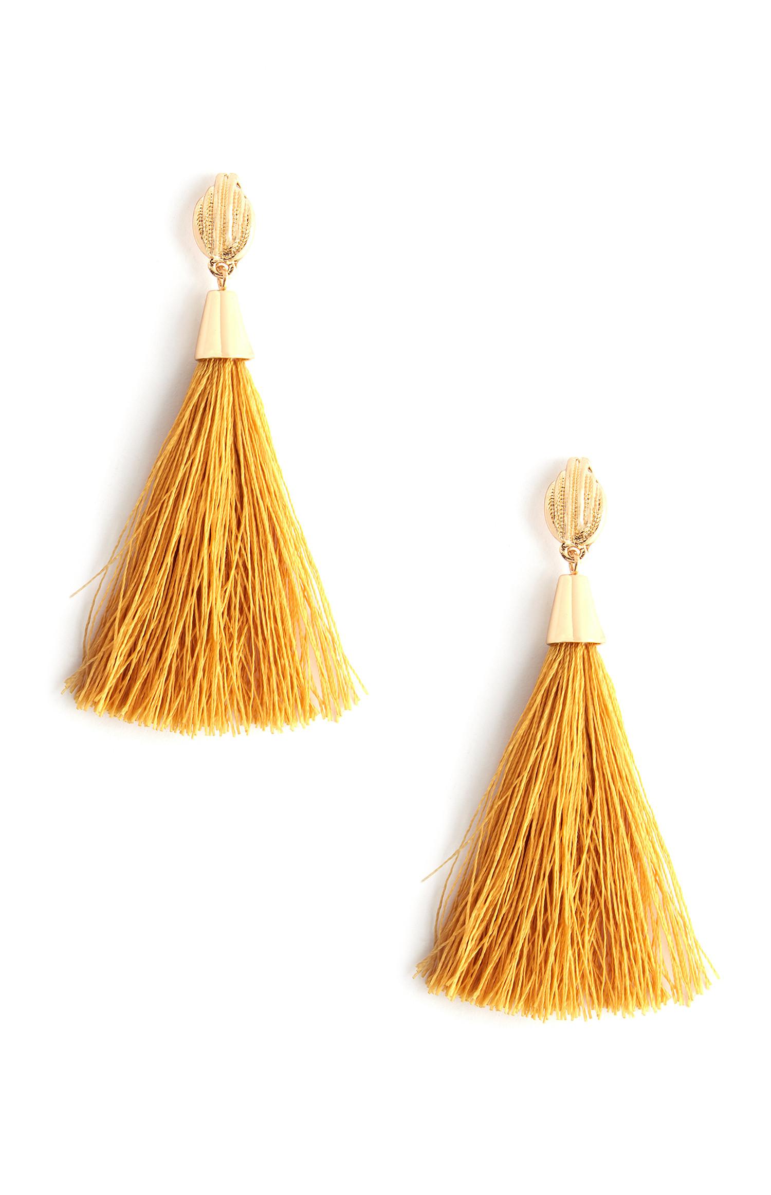 Brincos pequenos borlas mostarda