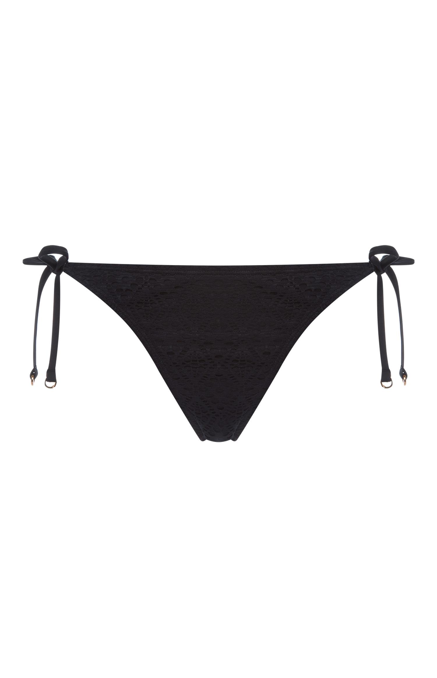 Culotte de bikini en crochet noire