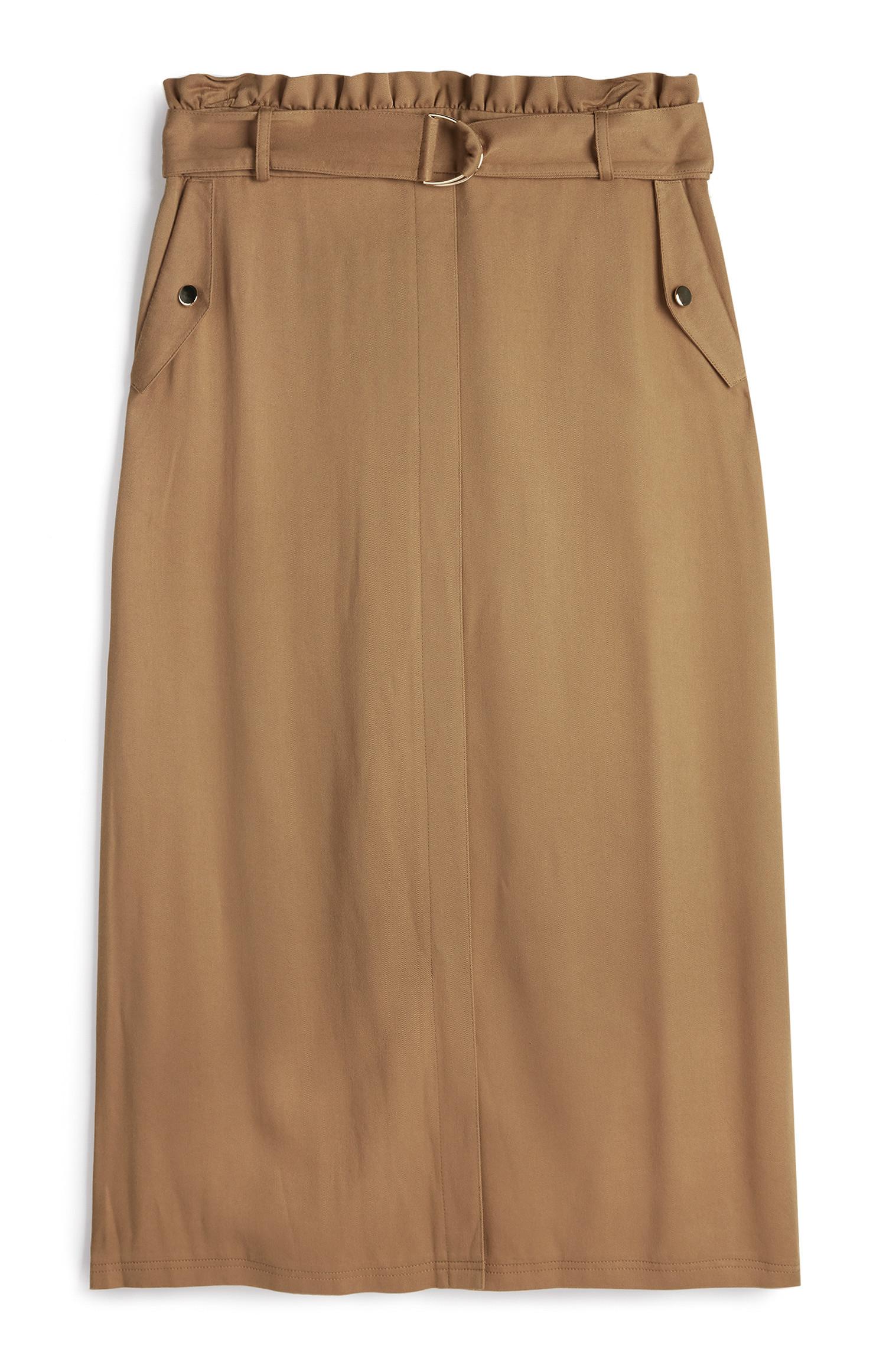 Svetlorjavo srednje dolgo krilo s pasom