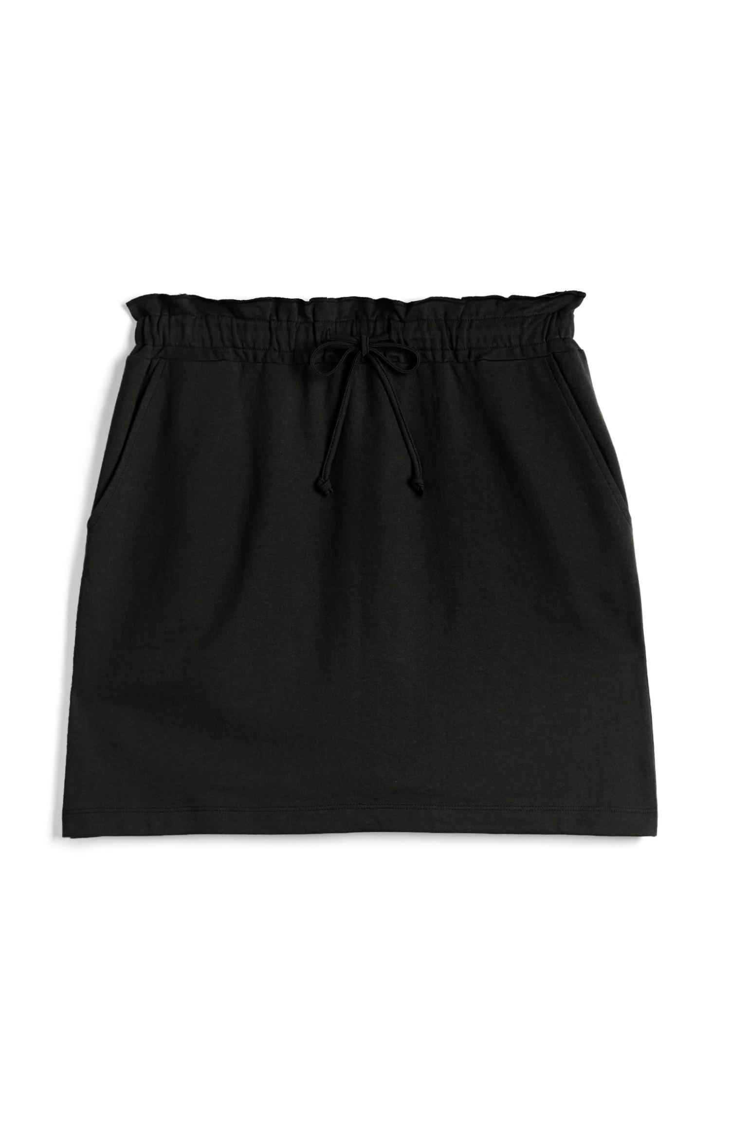 Minijupe noire à cordon de serrage