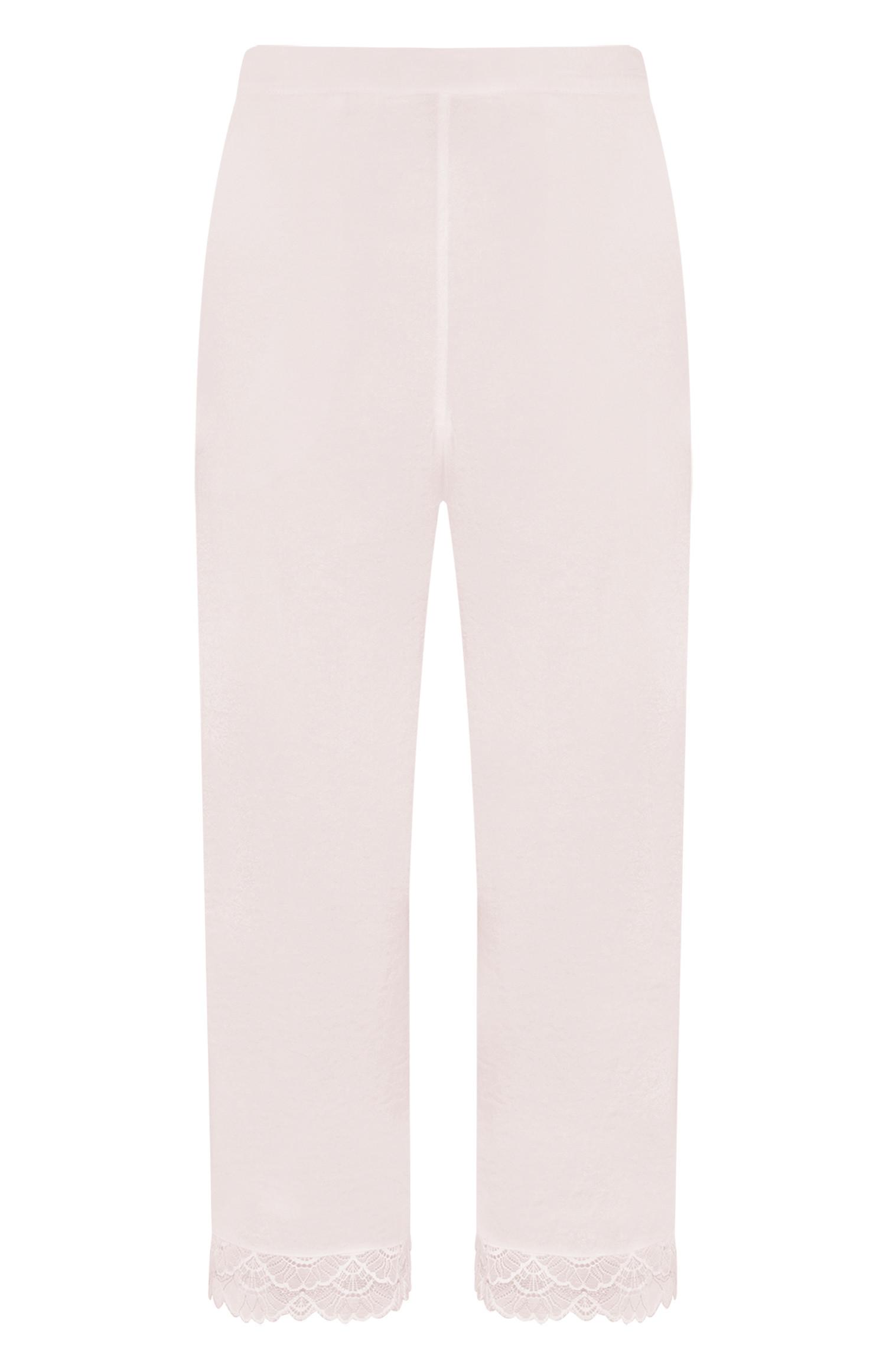 Pantalon rose en satin à bordures en dentelle